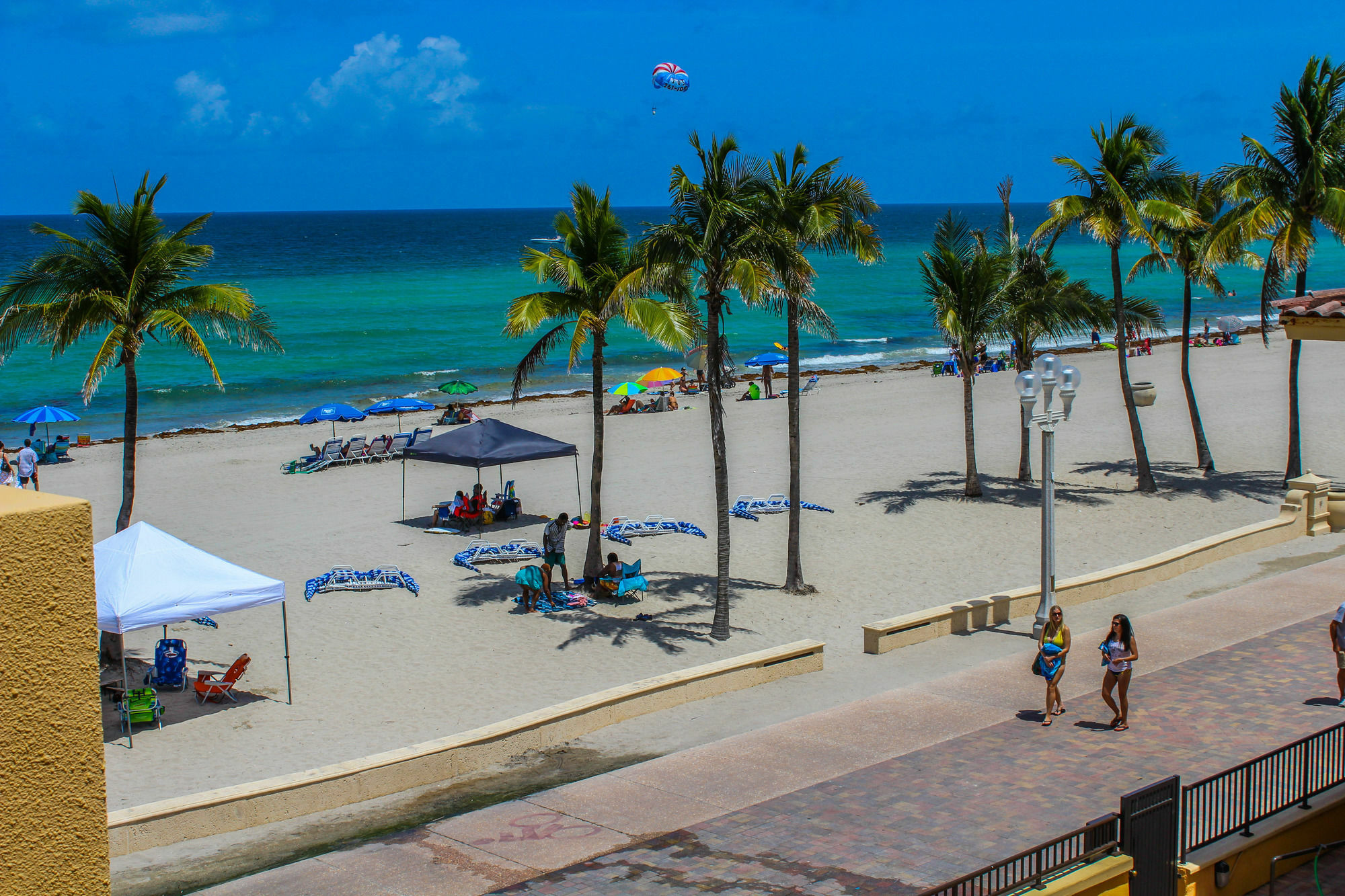 Hollywood Sands Resort, A Vri Resort Exterior photo